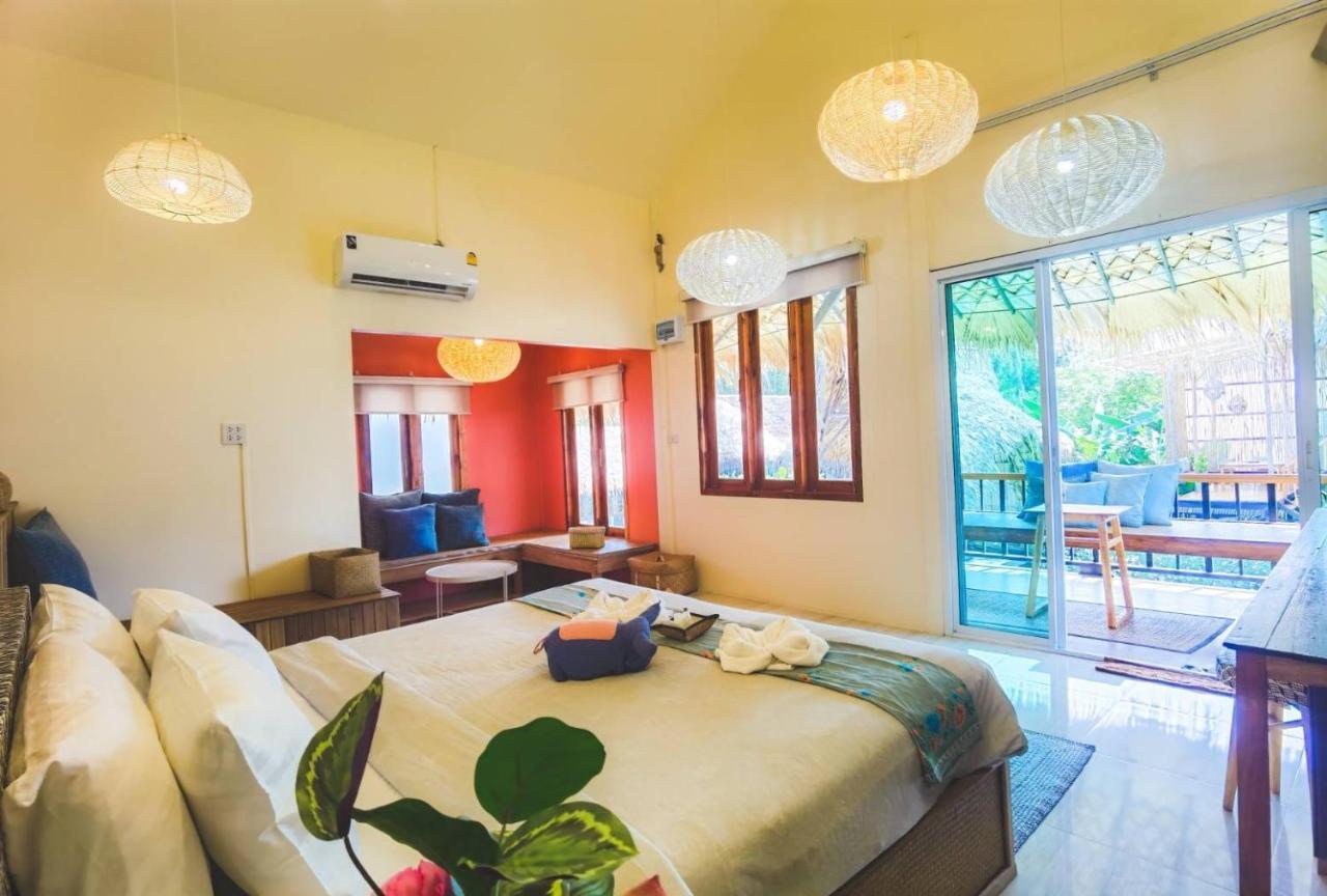 Varni Homestay Phatthalung Exteriör bild