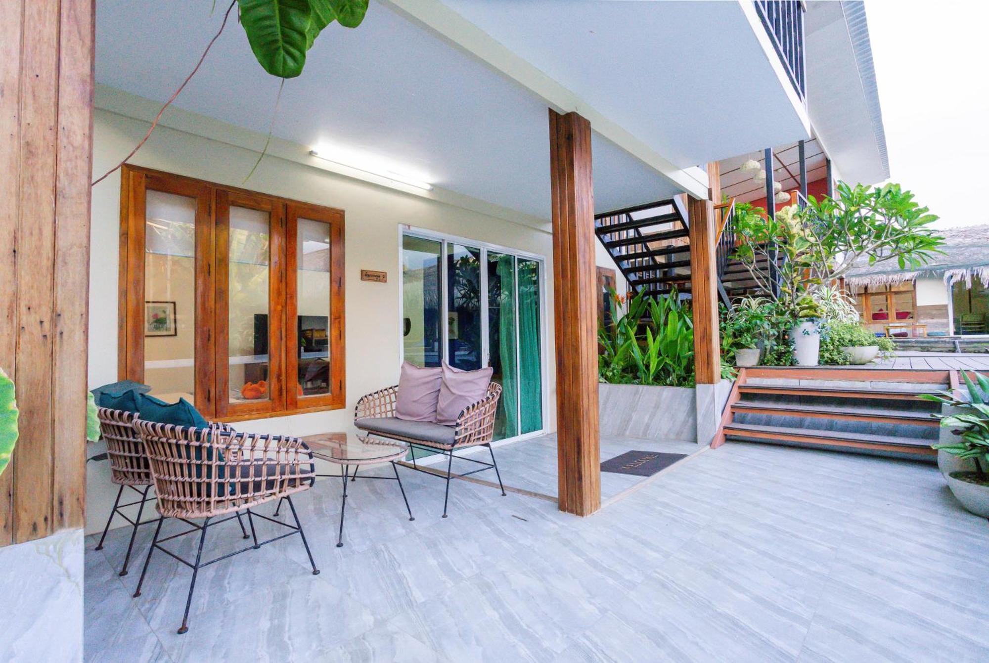 Varni Homestay Phatthalung Exteriör bild