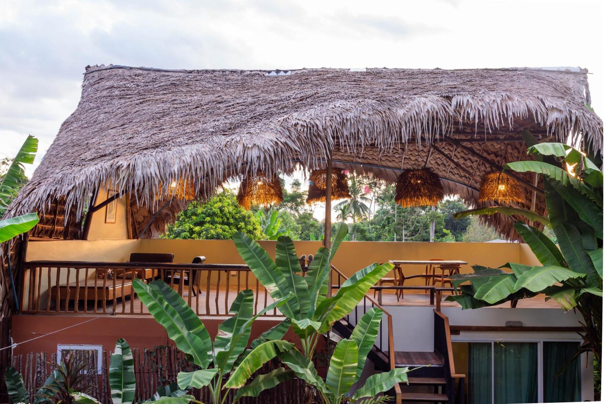 Varni Homestay Phatthalung Exteriör bild