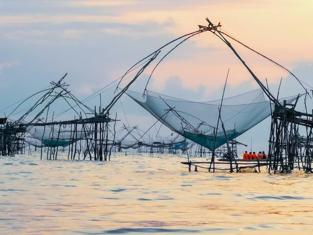 Varni Homestay Phatthalung Exteriör bild
